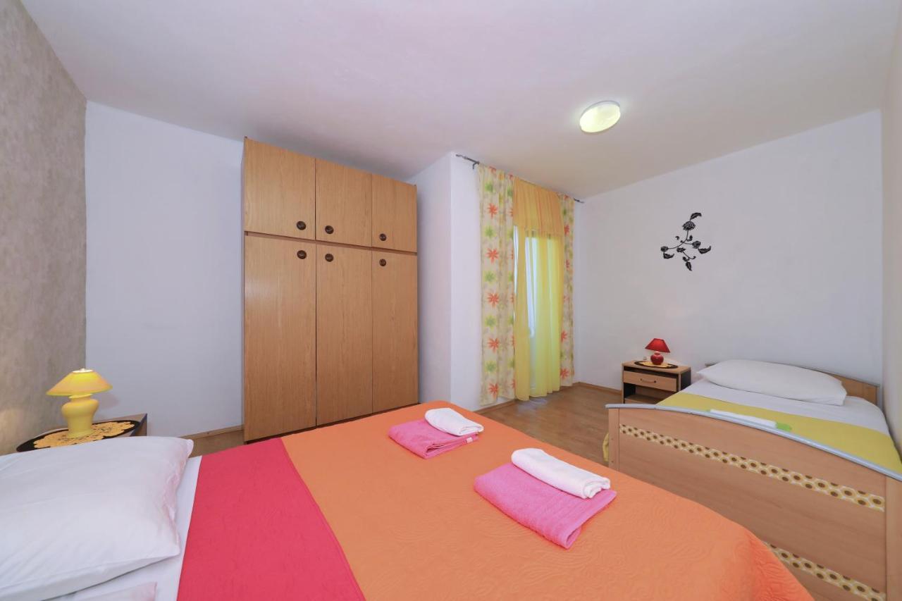 Apartments Luca Ražanac المظهر الخارجي الصورة